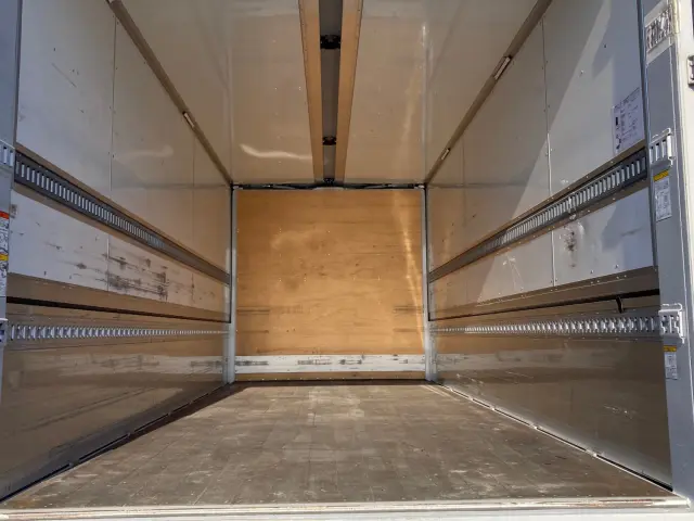 日野 レンジャー 2KG-FD2ABA(2WD)の写真10