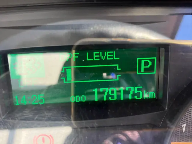 三菱 キャンター TPG-FEB80(2WD)の写真21