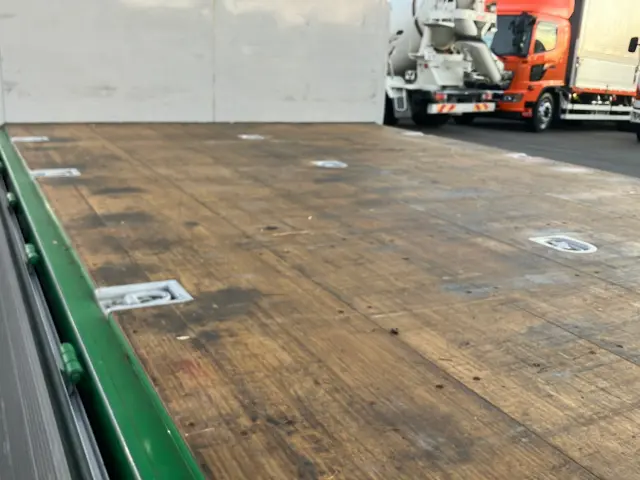 日野 プロフィア 2DG-FW1AHJ(8x4)の写真11