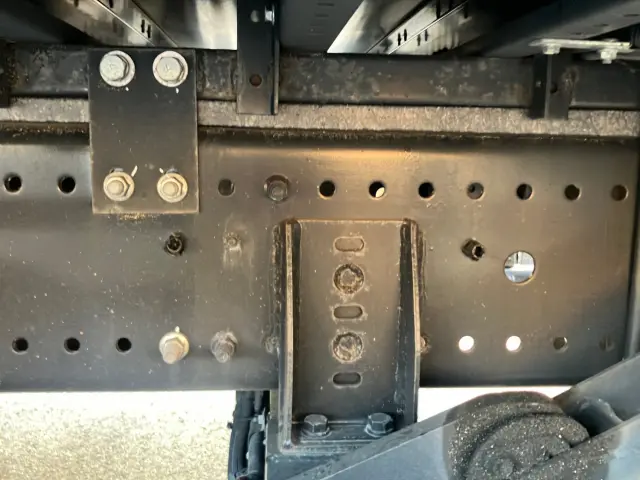 日野 プロフィア 2DG-FW1AHJ(8x4)の写真16