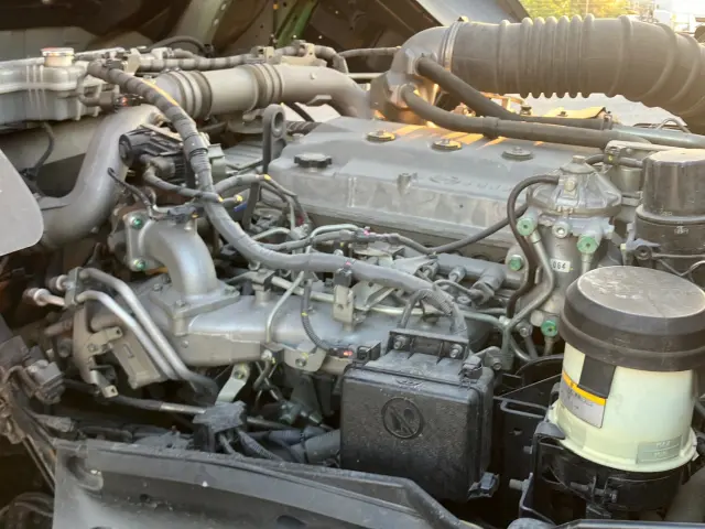 日野 プロフィア 2DG-FW1AHJ(8x4)の写真19