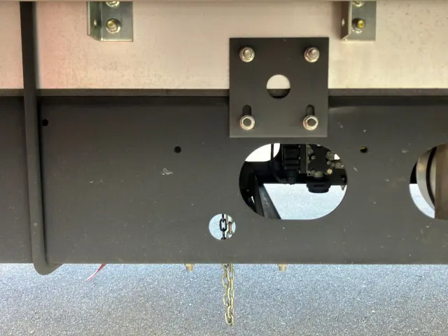 いすゞ フォワード 2RG-FRR90T2(2WD)の写真14