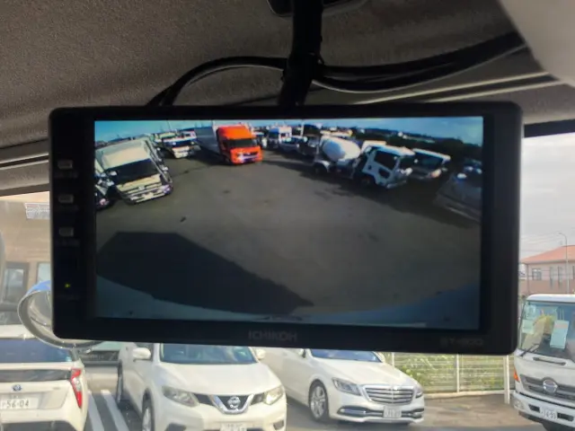 いすゞ フォワード 2RG-FRR90T2(2WD)の写真22