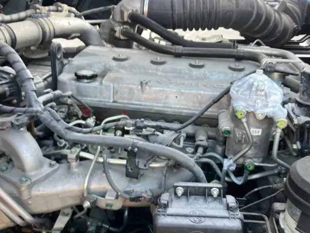 日野 プロフィア 2DG-FR1AHG(6x2)の写真16