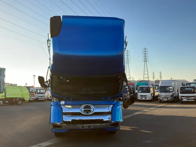 日野 プロフィア 2DG-FR1AHG(6x2)の写真23