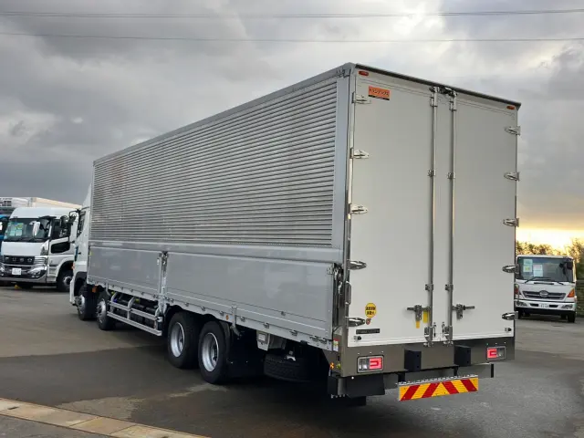 日野 プロフィア 2DG-FW1AHC(8x4)の写真4