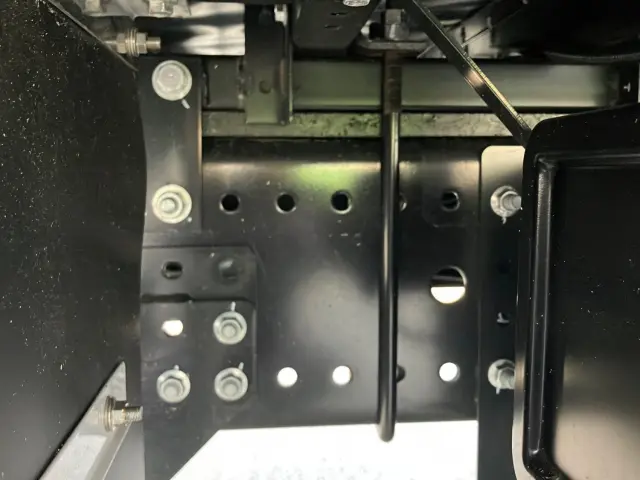 日野 プロフィア 2DG-FW1AHC(8x4)の写真14