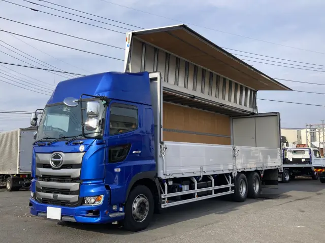 日野 プロフィア 2DG-FR1AHG(6x2)の写真1