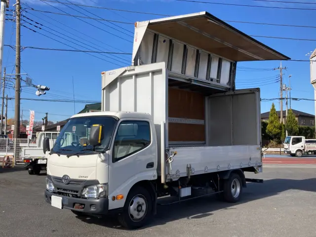 トヨタ ダイナ TPG-XZU655(2WD)の写真1