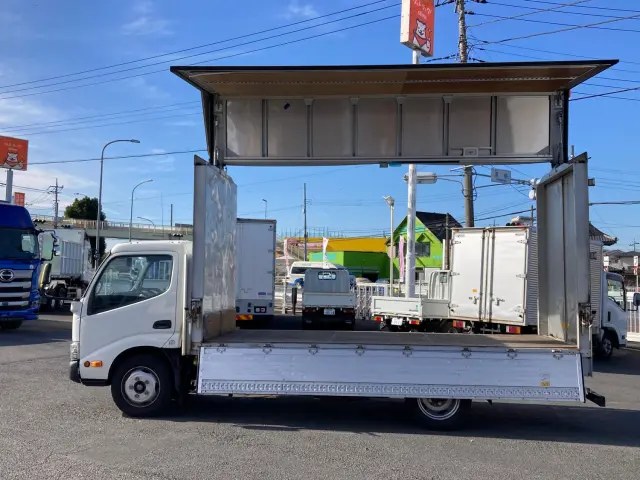 トヨタ ダイナ TPG-XZU655(2WD)の写真5