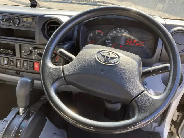 トヨタ ダイナ TPG-XZU655(2WD)の写真20