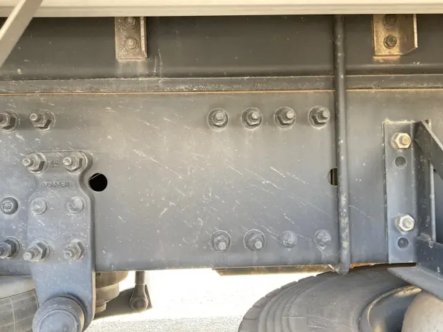 UD クオン 2PG-CG5CA(8x4)の写真17