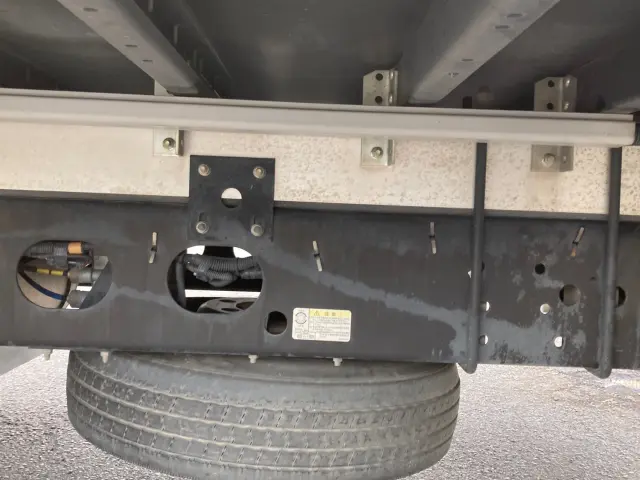 いすゞ フォワード 2RG-FRR90T2(2WD)の写真14