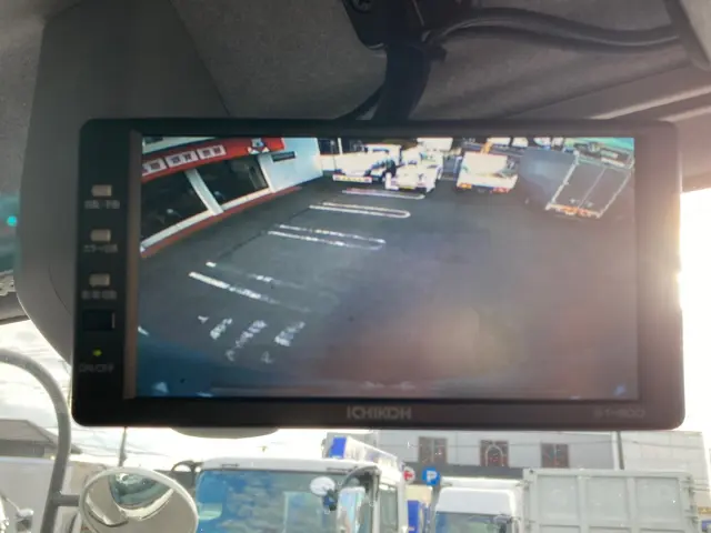 いすゞ フォワード 2RG-FRR90T2(2WD)の写真22