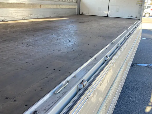 いすゞ フォワード TKG-FRR90S2(2WD)の写真12