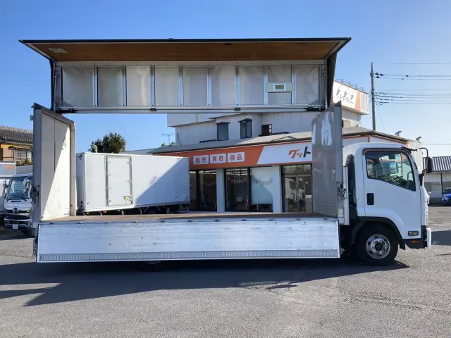 いすゞ フォワード TKG-FRR90T2(2WD)の写真6