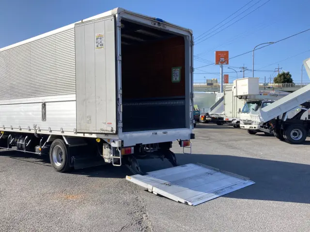 いすゞ フォワード TKG-FRR90T2(2WD)の写真15