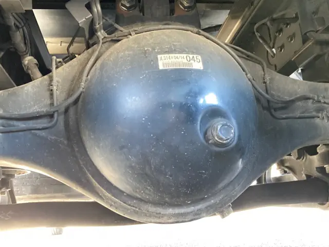 いすゞ フォワード TKG-FRR90T2(2WD)の写真18