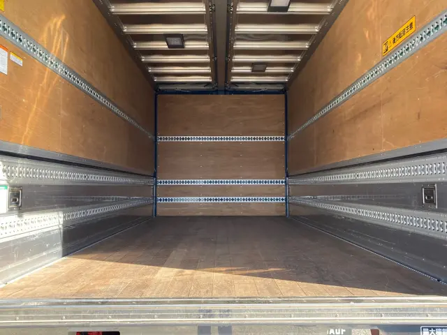 三菱 ファイター 2KG-FK65F(2WD)の写真10