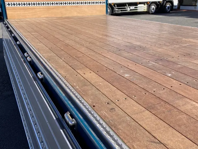 三菱 ファイター 2KG-FK65F(2WD)の写真11