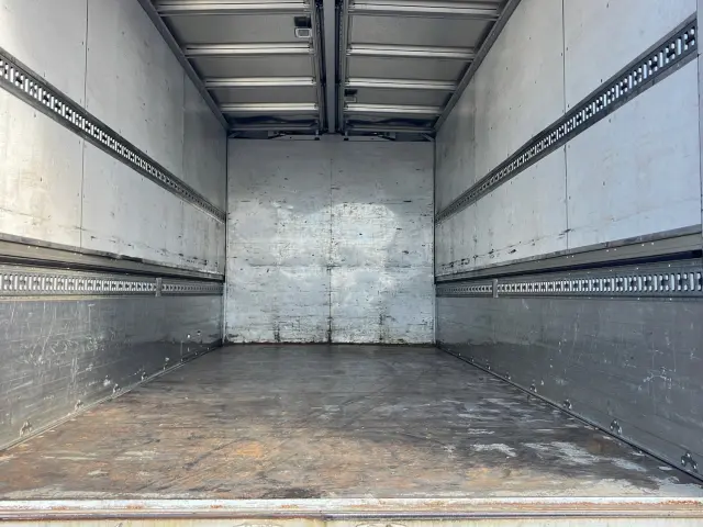 日野 レンジャー TKG-FD9JLAA(2WD)の写真10