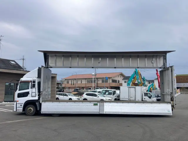 ＵＤ クオン LKG-CG5ZE(8x4)の写真5