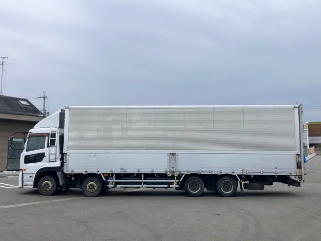 ＵＤ クオン LKG-CG5ZE(8x4)の写真7