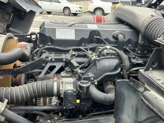 ＵＤ クオン LKG-CG5ZE(8x4)の写真16