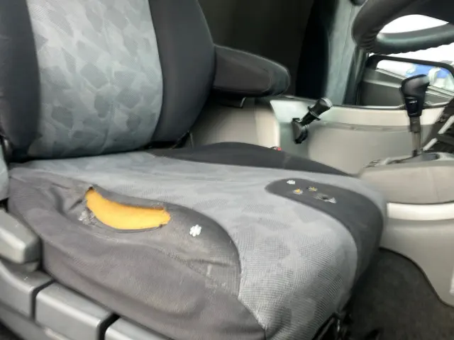 ＵＤ クオン LKG-CG5ZE(8x4)の写真18