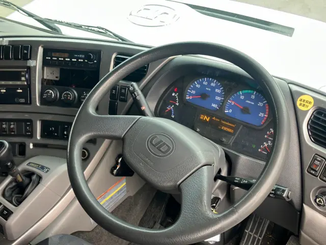 ＵＤ クオン LKG-CG5ZE(8x4)の写真20