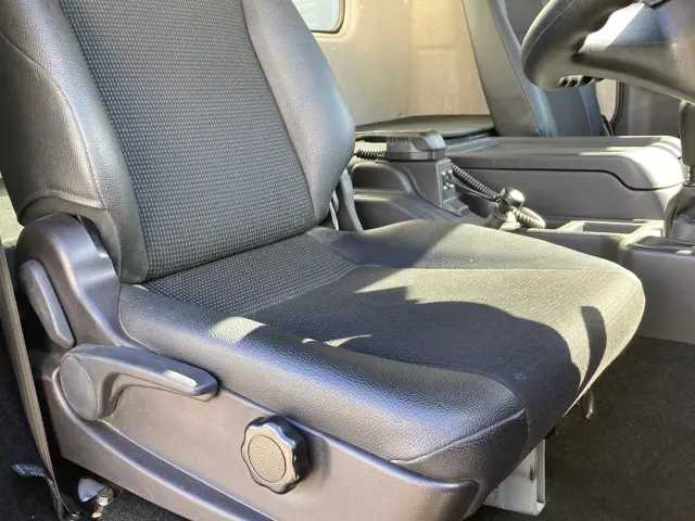 三菱 ファイター 2KG-FK65FZ(2WD)の写真21