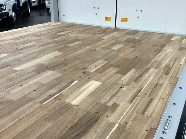 三菱 ファイター 2KG-FK65F(2WD)の写真12