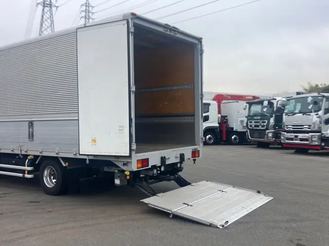 いすゞ フォワード 2RG-FRR90T2(2WD)の写真15