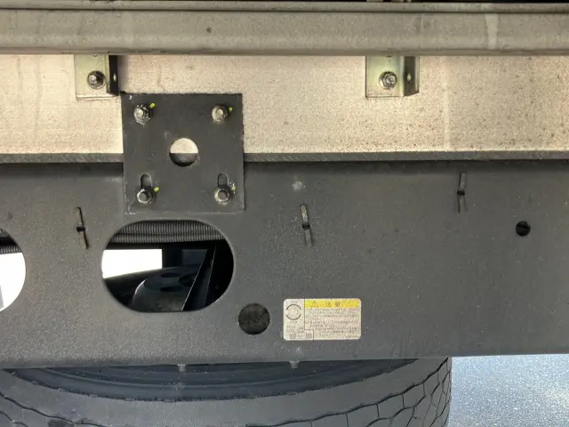 いすゞ フォワード 2RG-FRR90S2(2WD)の写真13