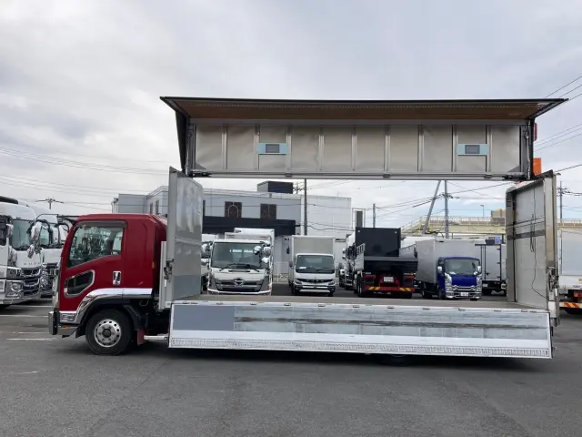 いすゞ フォワード 2RG-FRR90T2(2WD)の写真5