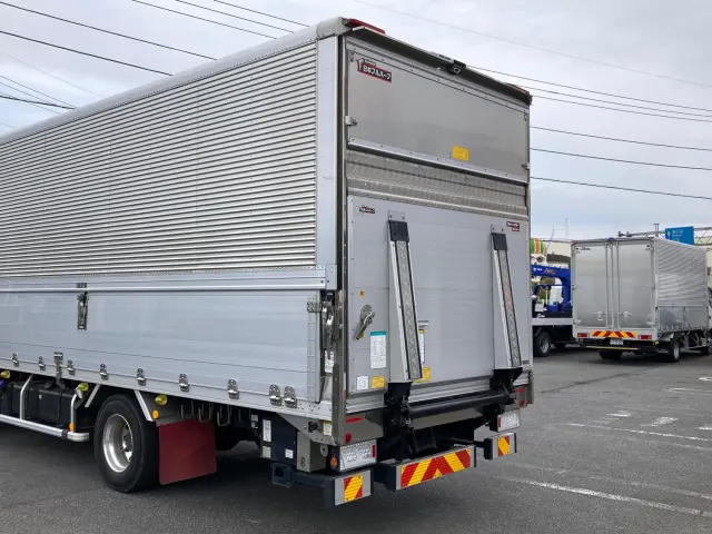 いすゞ フォワード 2RG-FRR90T2(2WD)の写真14