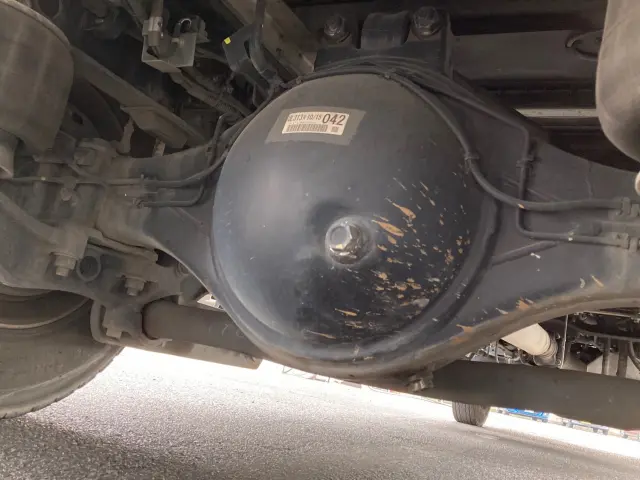 いすゞ フォワード 2RG-FRR90T2(2WD)の写真18