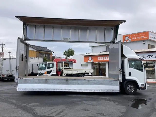 いすゞ フォワード TKG-FRR90T2(2WD)の写真6