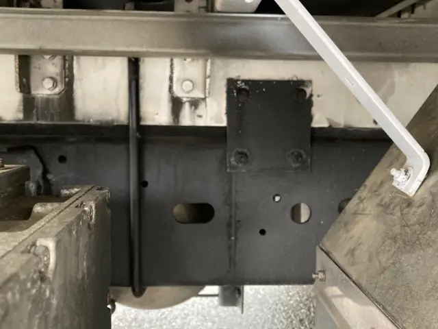 いすゞ フォワード TKG-FRR90T2(2WD)の写真16