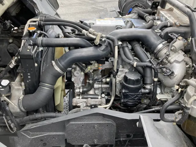 いすゞ フォワード TKG-FRR90T2(2WD)の写真19