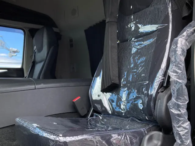 三菱 スーパーグレート 2PG-FS84VZ(8x4)の写真19