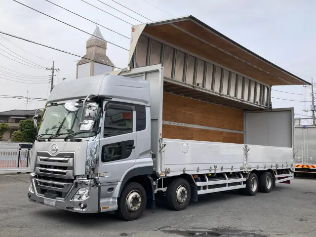 ＵＤ クオン 2PG-CG5CA(8x4)の写真1