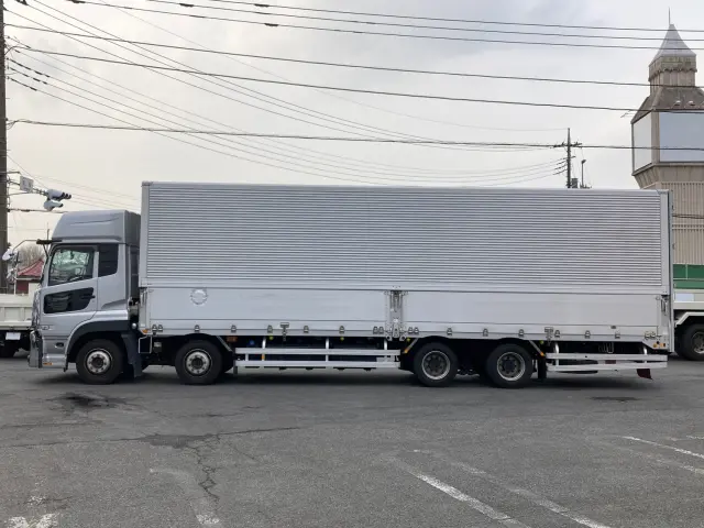 ＵＤ クオン 2PG-CG5CA(8x4)の写真7