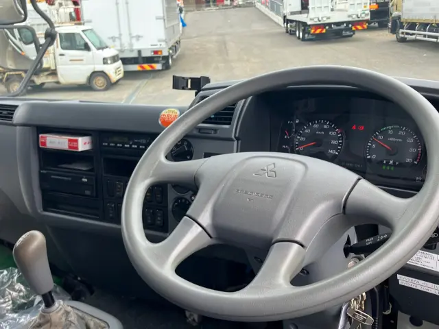 三菱 ファイター TKG-FK71F(2WD)の写真20