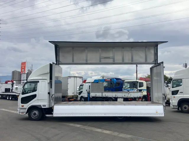 三菱 ファイター 2KG-FK65F(2WD)の写真5