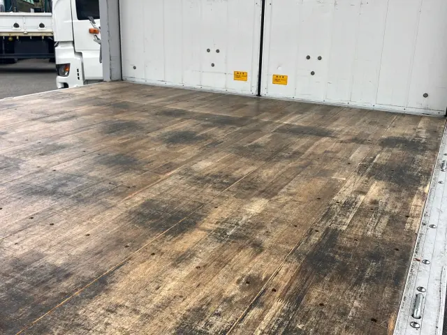 三菱 ファイター 2KG-FK65F(2WD)の写真12