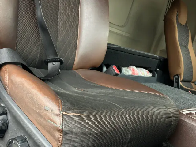 日野 プロフィア 2DG-FW1AHG(8x4)の写真18