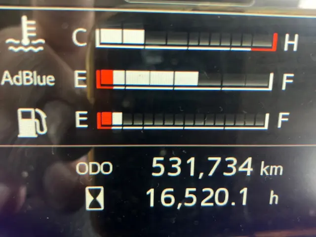 日野 プロフィア 2DG-FW1AHG(8x4)の写真21