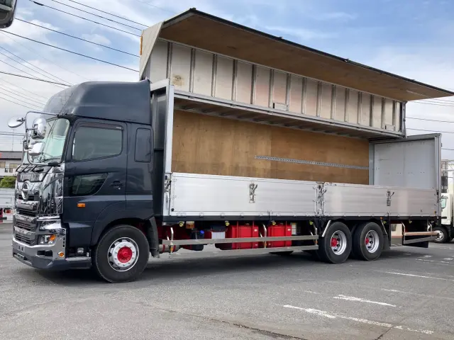 日野 プロフィア 2DG-FR1AHG(6x2)の写真1