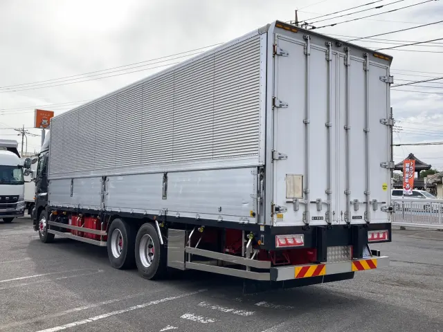 日野 プロフィア 2DG-FR1AHG(6x2)の写真4